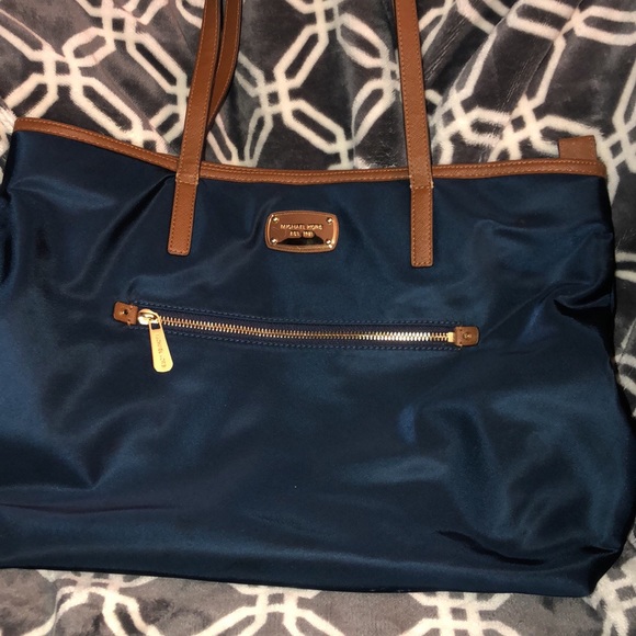 Navy Blue Michael Kors Tote Bag - Picture 1 of 7
